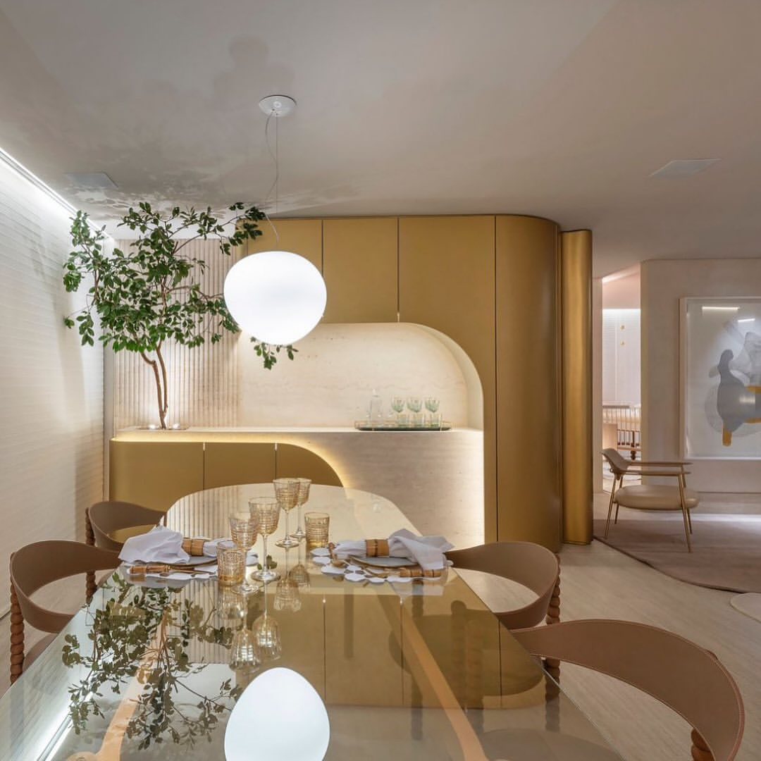 Foto 1 de uma sala de jantar